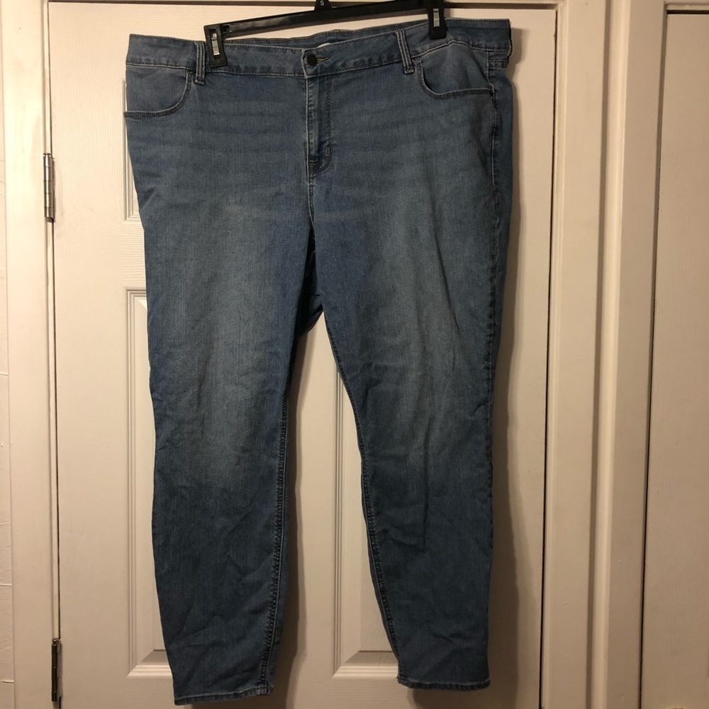 Light Wash Super Skinny Jeans